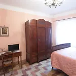 Bed & Breakfast 3*
