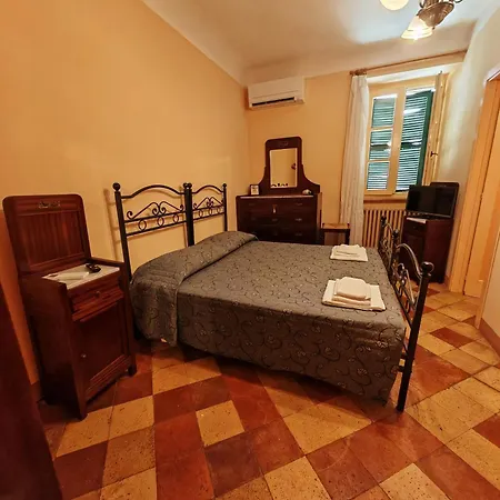 Bed & Breakfast 3* 몬텔루포네