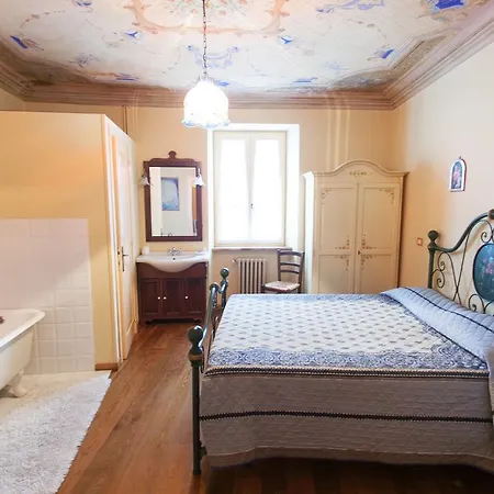 Bed & Breakfast 3*