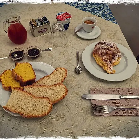Bed & Breakfast Panzió Montelupone